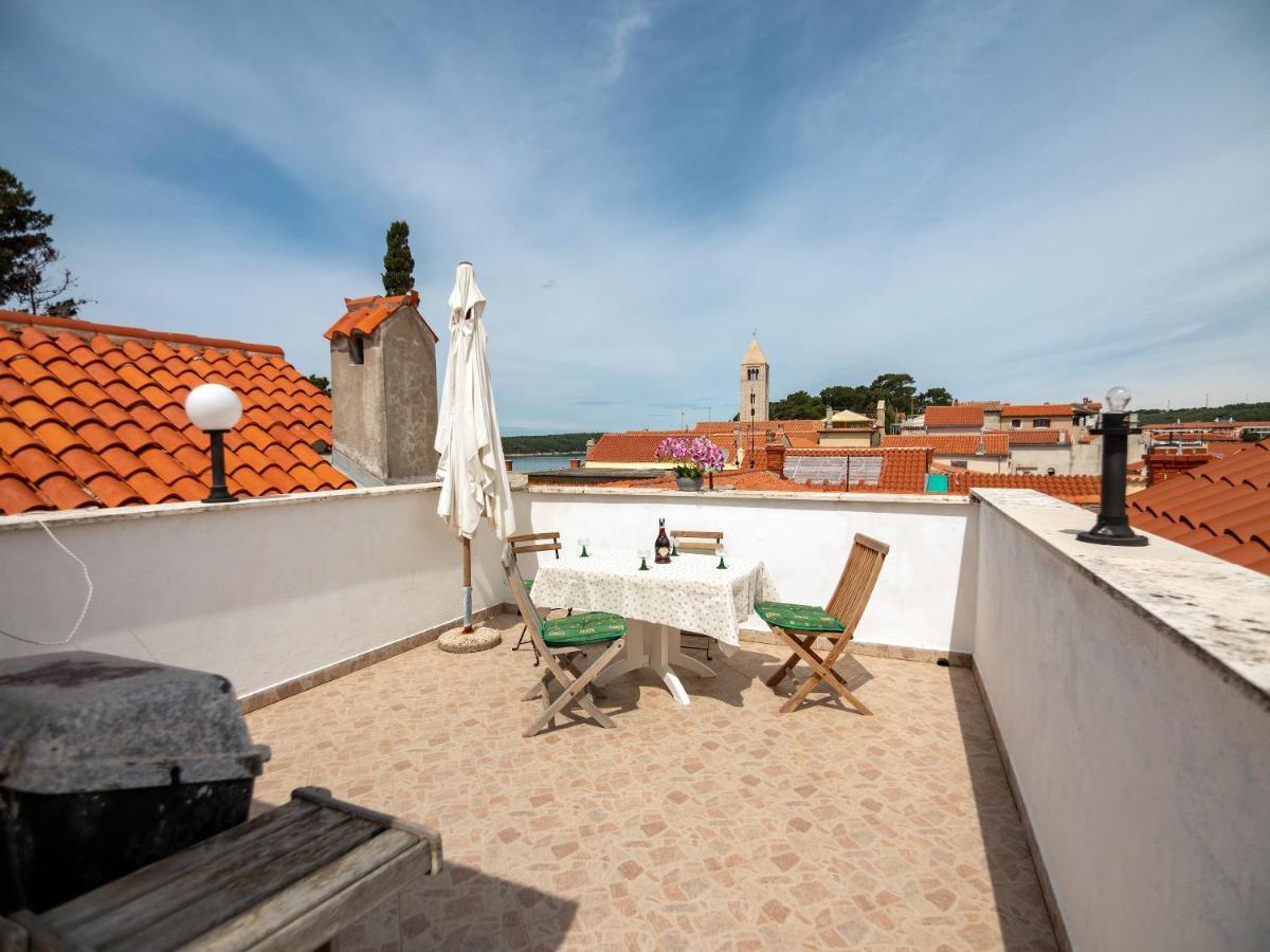 Luise - Four Towers Apartments Rab Town Buitenkant foto